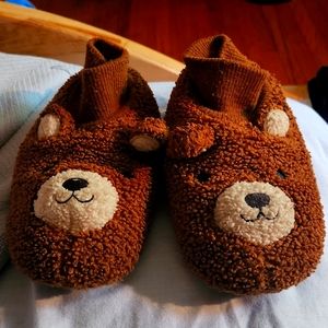 Toddler teddy bear slippers